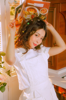 女人忍受不住晚上寂寞的表现