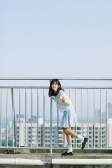 《在胶囊旅馆向上传递微热》第二季